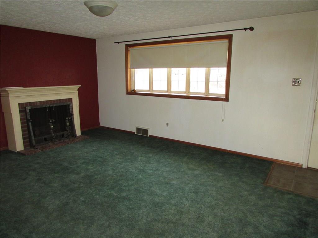 244 Barbara Drive McKees Rocks, PA 15136 - Photo 6 of 16 Gallery Image 6