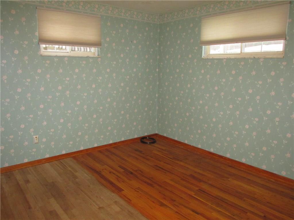 244 Barbara Drive McKees Rocks, PA 15136 - Photo 8 of 16 Gallery Image 8