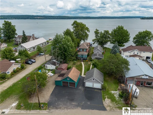 $689,900 | 2340 West Lake Road, Busti, NY 14710