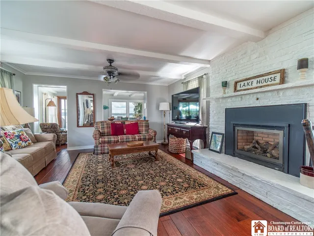 $689,900 | 2340 West Lake Road, Busti, NY 14710