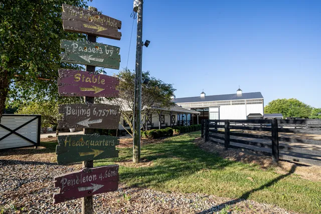 $2,800,000 | 115 West State Road 38, Pendleton, IN 46064