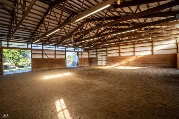 $2,800,000 | 115 West State Road 38, Pendleton, IN 46064