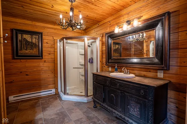 $2,800,000 | 115 West State Road 38, Pendleton, IN 46064