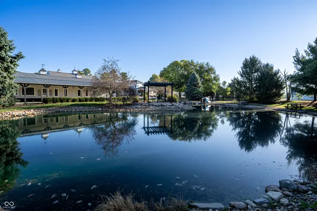 $2,800,000 | 115 West State Road 38, Pendleton, IN 46064