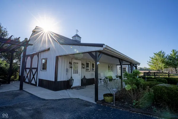 $2,800,000 | 115 West State Road 38, Pendleton, IN 46064