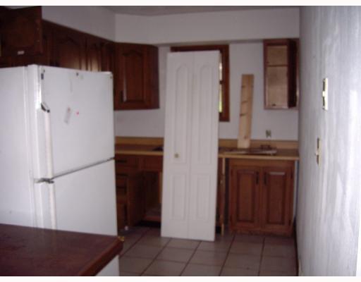 43 Gwen-Haley Road Burgettstown, PA 15021 - Photo 2 of 8 Kitchen.