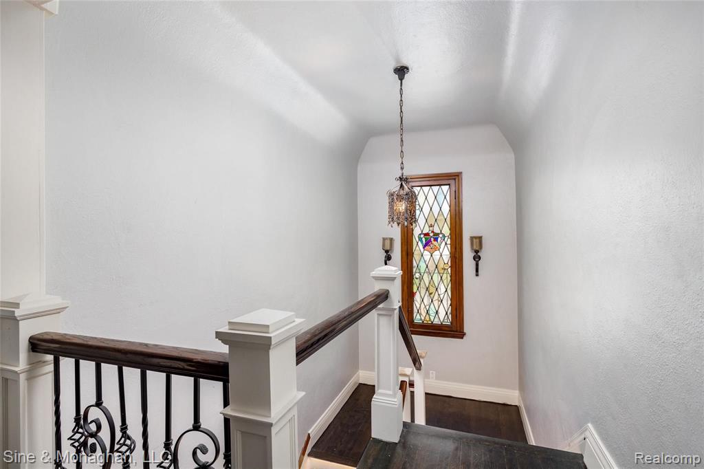 776 Trombley Road Grosse Pointe Park, MI 48230 - Photo 25 of 78