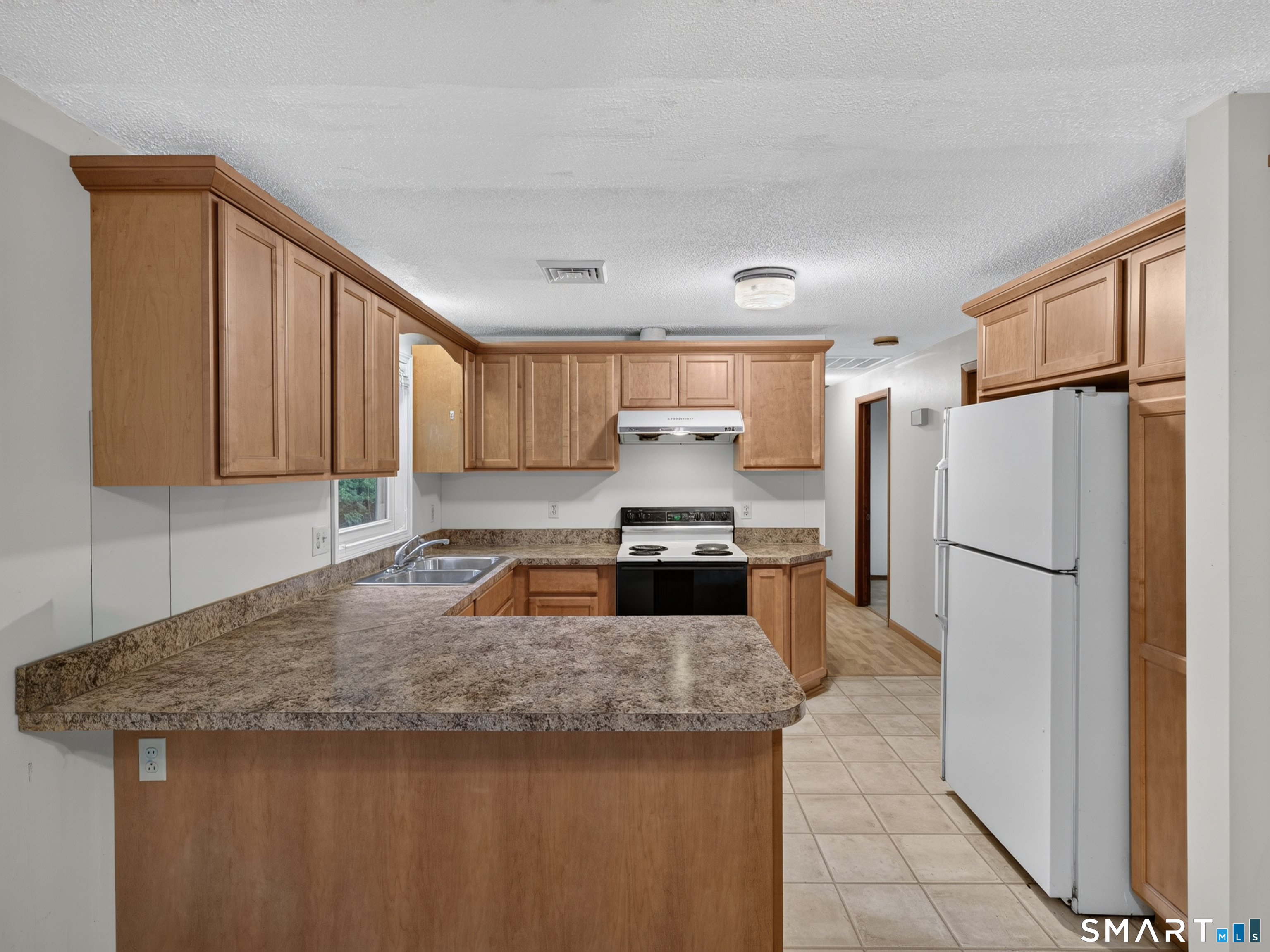 198 Spicer Hill Road Ledyard, CT 06339 - Photo 10 of 24