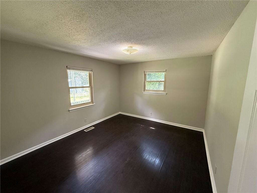 429 North Jenkins Road Rossville, GA 30741 - Photo 6 of 14 Gallery Image 6