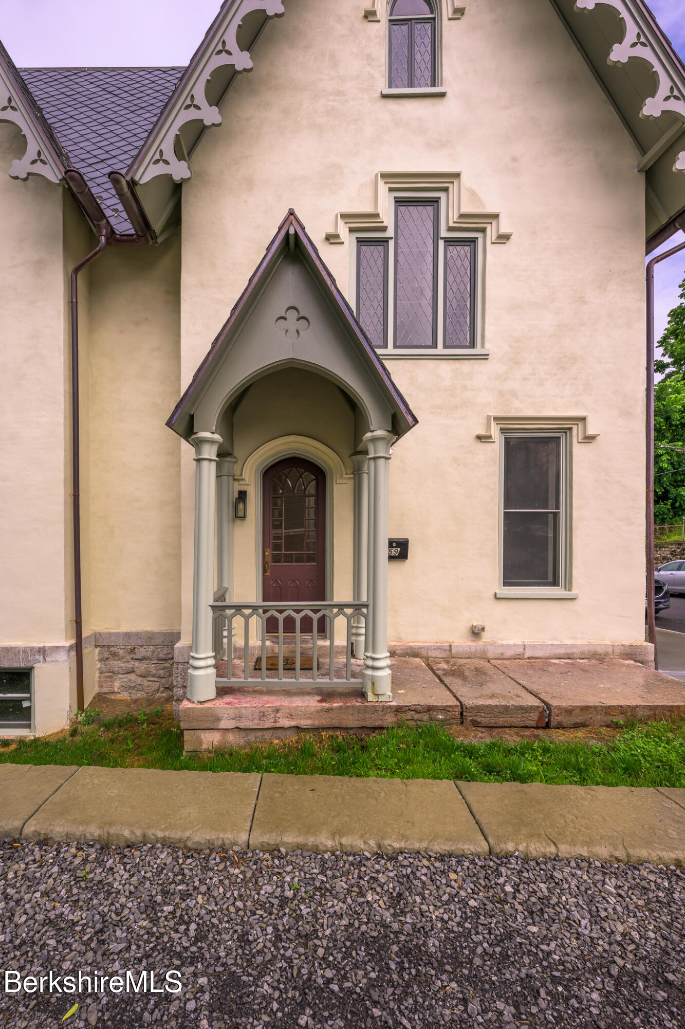 59 Allen Street Hudson, NY 12534 - Photo 59 of 59 a front view of a house with garden