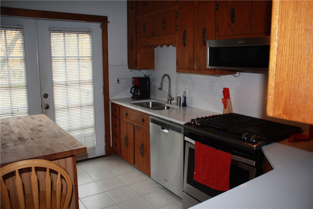 2705 South Taylor Road Decatur, IL 62521 - Photo 4 of 18