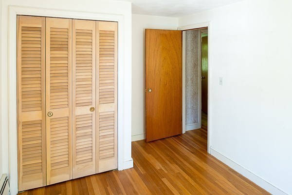 9 Nottingham Road Lynnfield, MA 01940 - Photo 8 of 16 Gallery Image 8