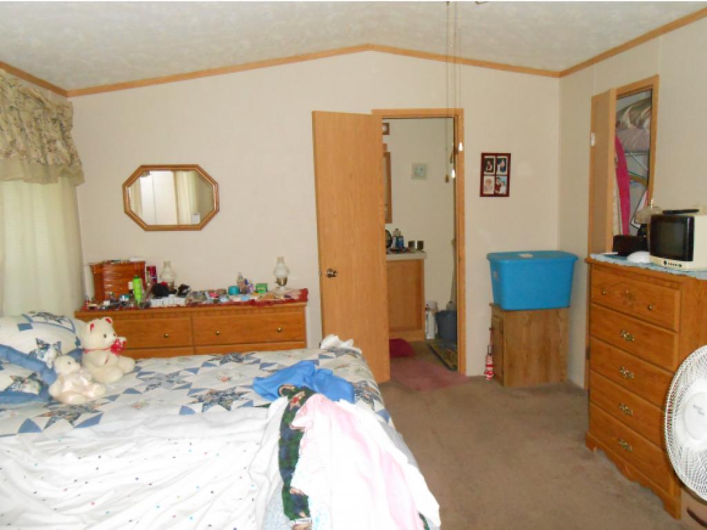 277 Wedgewood Road Colchester, VT 05446 - Photo 8 of 10 Gallery Image 8