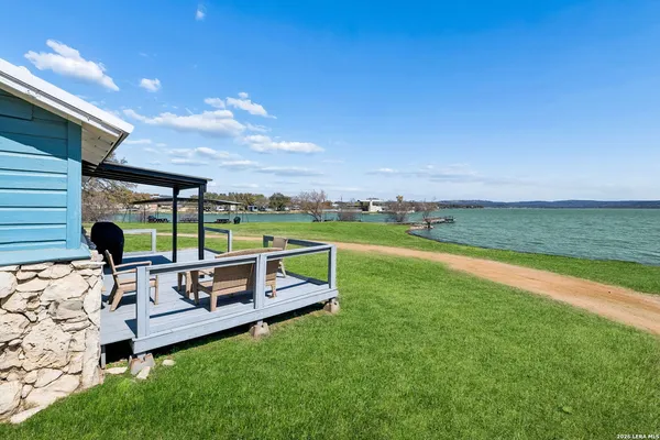 $1,799,900 | 16838 Ranch Road 2241, Tow, TX 78672