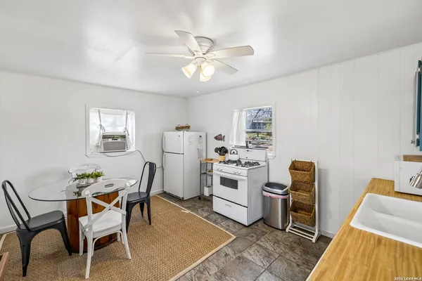 $1,799,900 | 16838 Ranch Road 2241, Tow, TX 78672