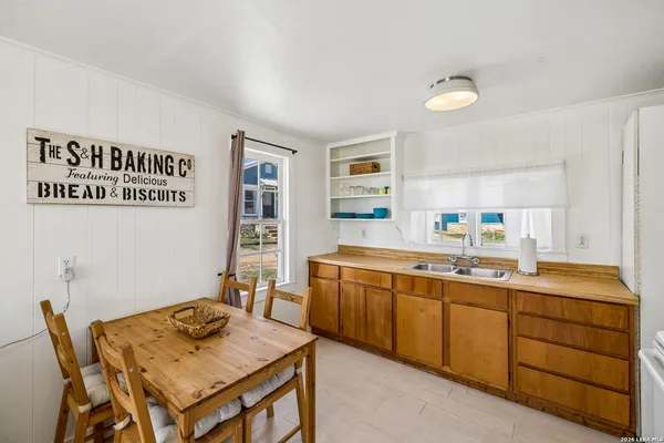 $1,799,900 | 16838 Ranch Road 2241, Tow, TX 78672