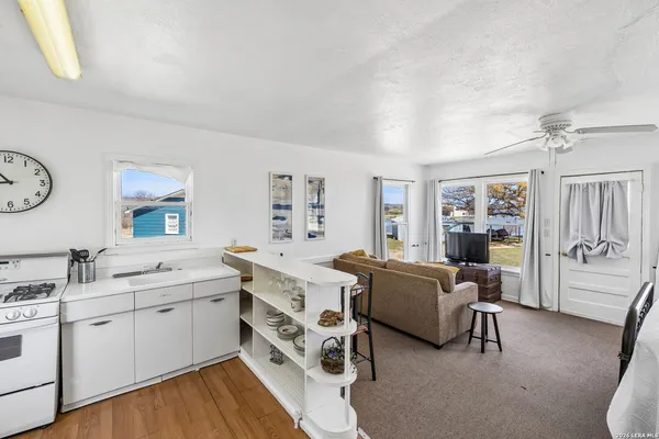 $1,799,900 | 16838 Ranch Road 2241, Tow, TX 78672