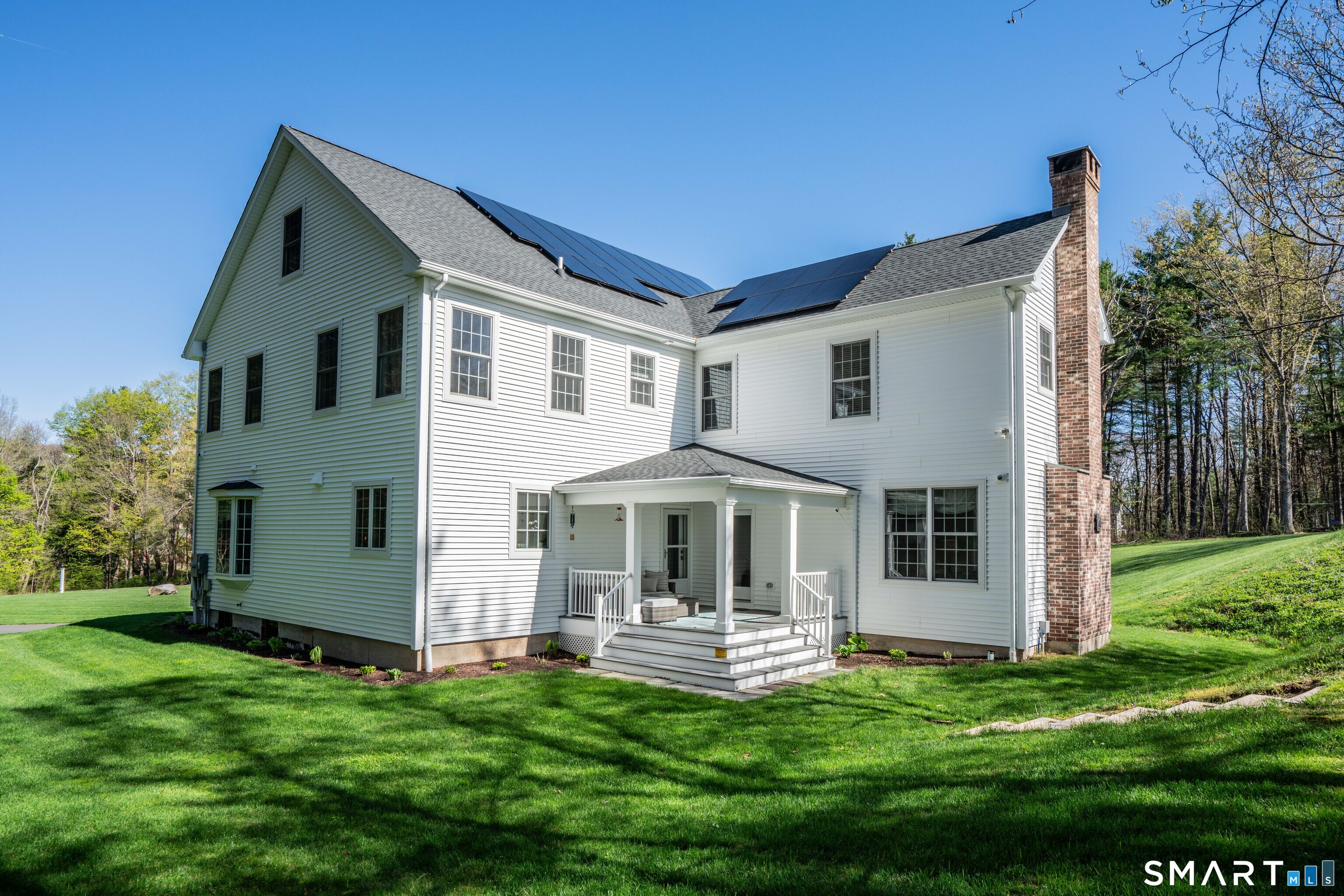 152 Old Farms Road Simsbury, CT 06070 - Photo 31 of 40