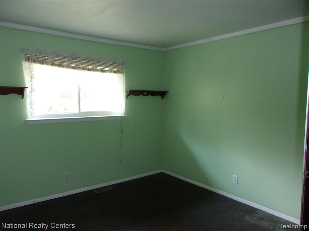 5856 Henry Ruff Road Garden City, MI 48135 - Photo 21 of 35 Gallery Image 21