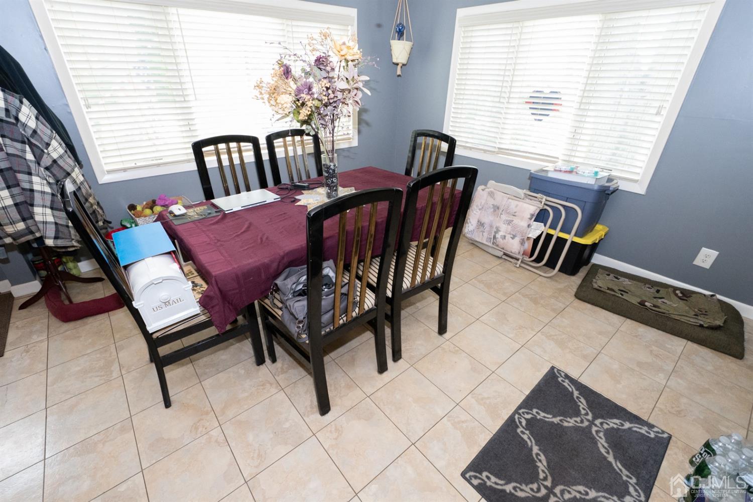 189 Texas Road Old Bridge, NJ 08857 - Photo 10 of 35 a view of a livingroom with furniture