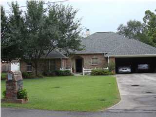 103 North Roclay Drive Lafayette, LA 70506 - Photo 1 of 12 Primary Photo