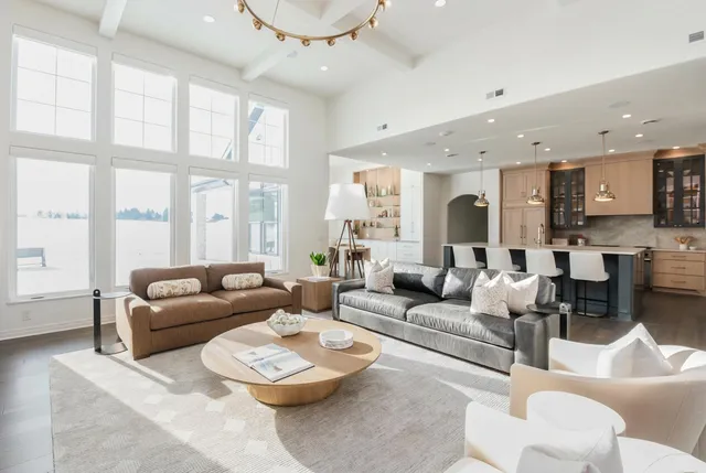 $3,990,000 | 1829 West Mill Road, Jackson, WI 53037