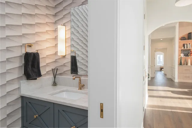 $3,990,000 | 1829 West Mill Road, Jackson, WI 53037