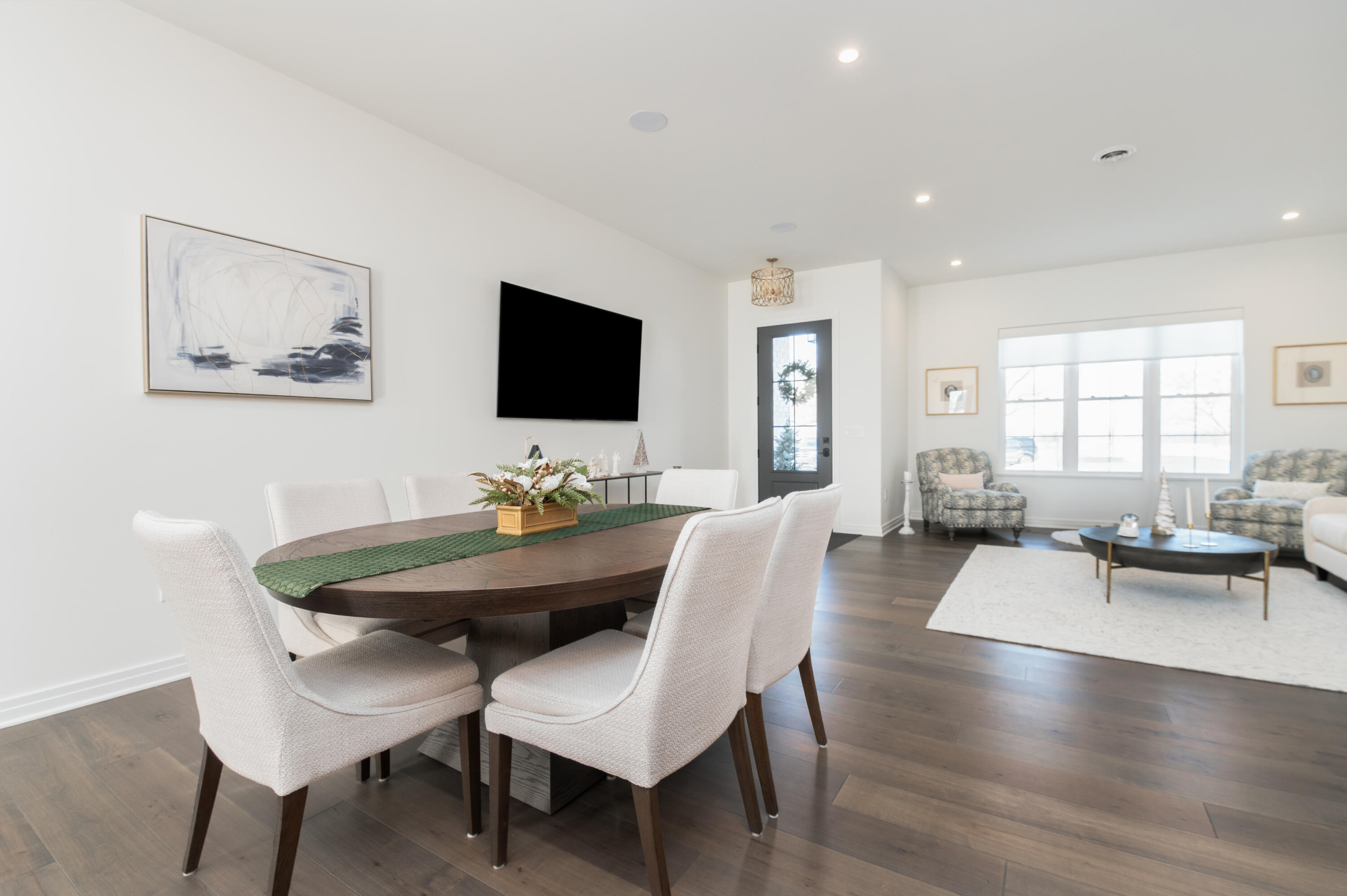 1829 West Mill Road Jackson, WI 53037 - Photo 48 of 57 In-Law Suite Dining Area