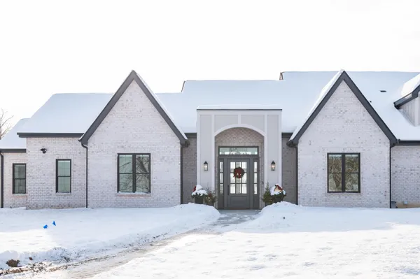 $3,990,000 | 1829 West Mill Road, Jackson, WI 53037