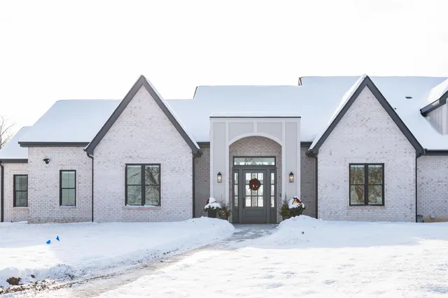 $3,990,000 | 1829 West Mill Road, Jackson, WI 53037