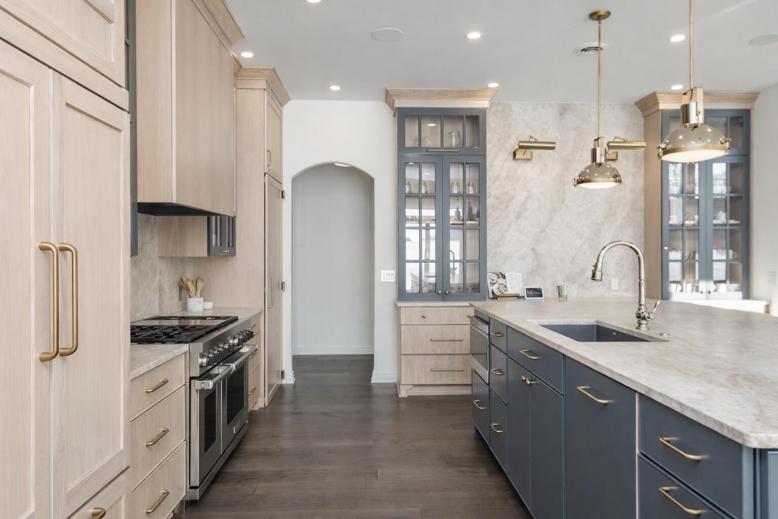 1829 West Mill Road Jackson, WI 53037 - Photo 6 of 57 Kitchen