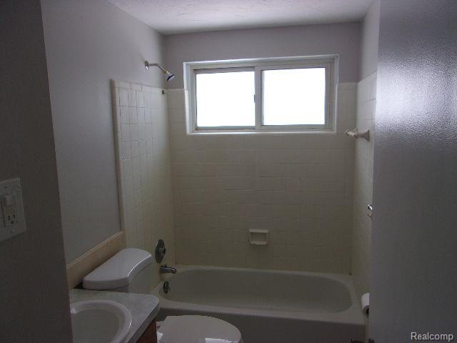 3611 Percy King Road Waterford, MI 48329 - Photo 11 of 11