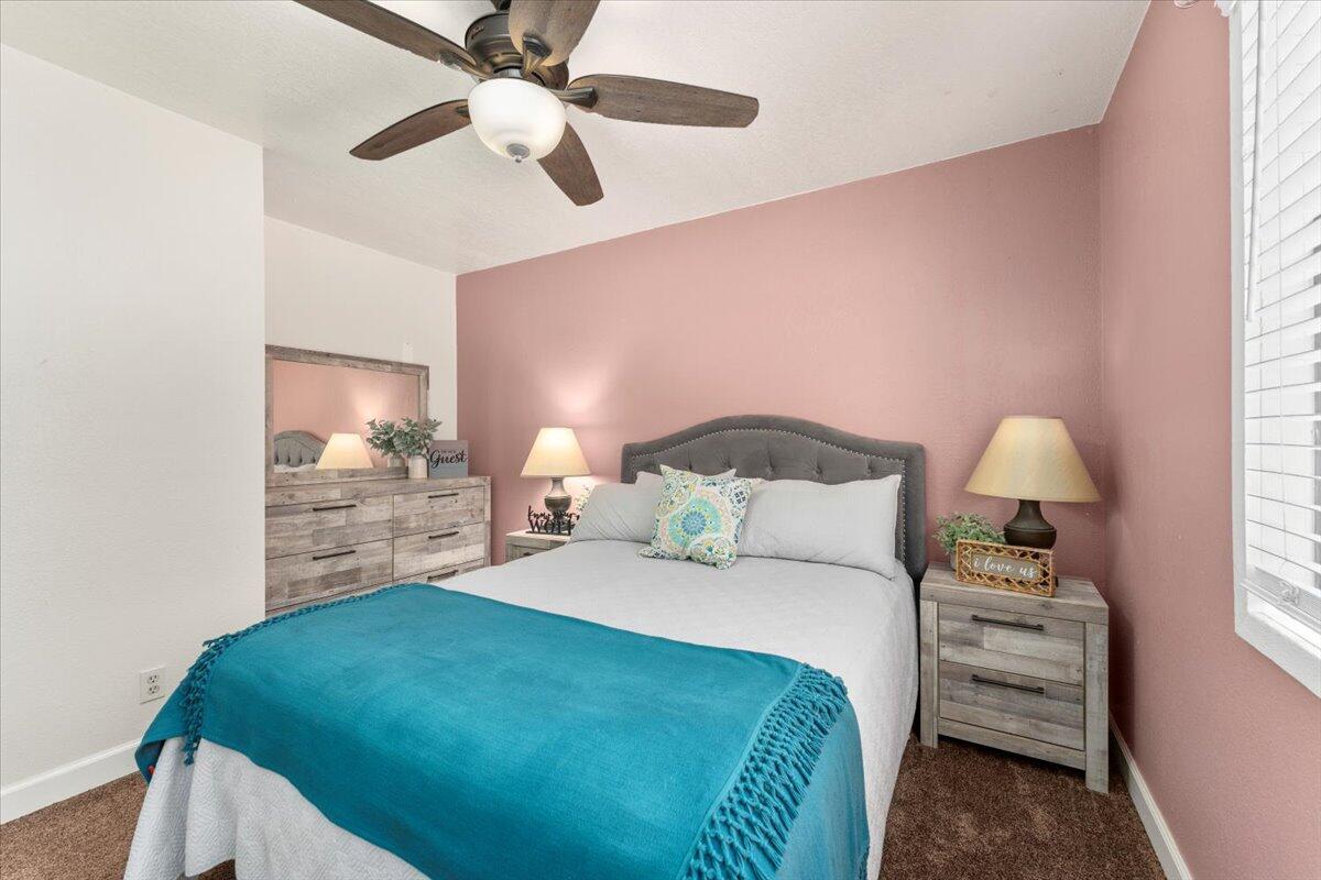 12325 Craig Avenue Red Bluff, CA 96080 - Photo 30 of 68 a bed room with a bed and a window