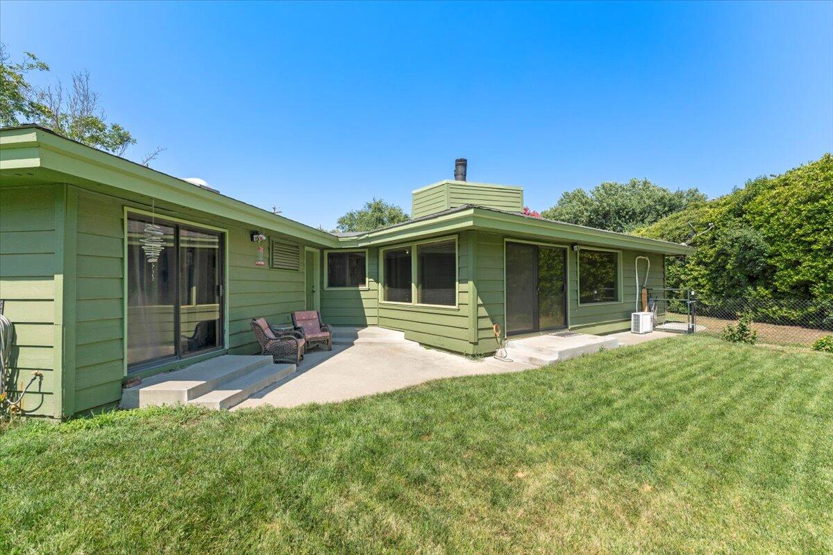 12325 Craig Avenue Red Bluff, CA 96080 - Photo 53 of 68 52-DSC08576