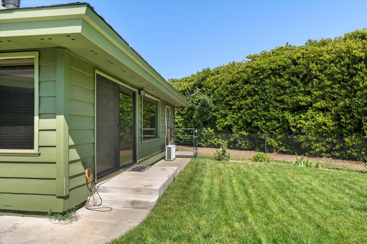 12325 Craig Avenue Red Bluff, CA 96080 - Photo 55 of 68 54-DSC08578