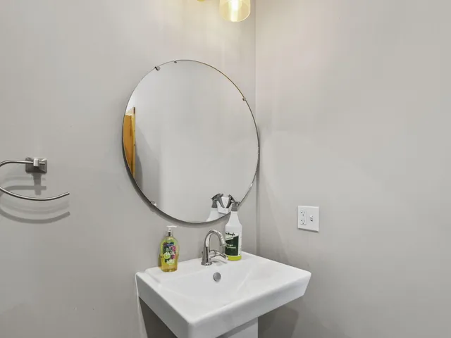 $1,400,000 | 480 East Parkdale Avenue, Manistee, MI 49660