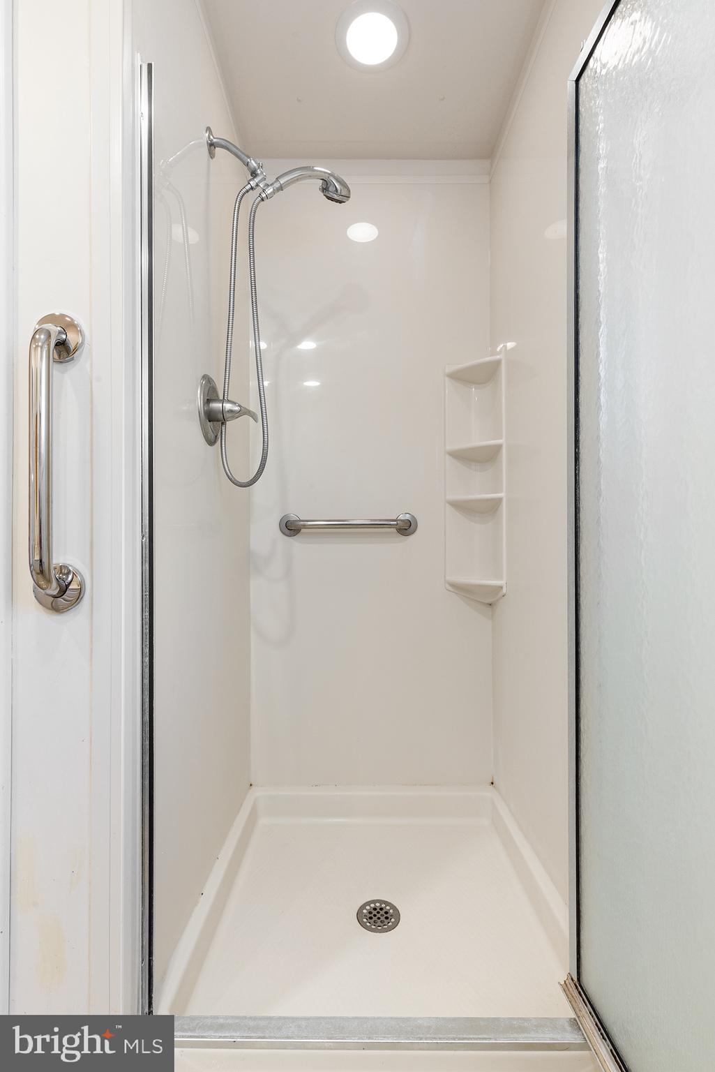 8105 MacArthur Road Wyndmoor, PA 19038 - Photo 23 of 27 Gallery Image 23