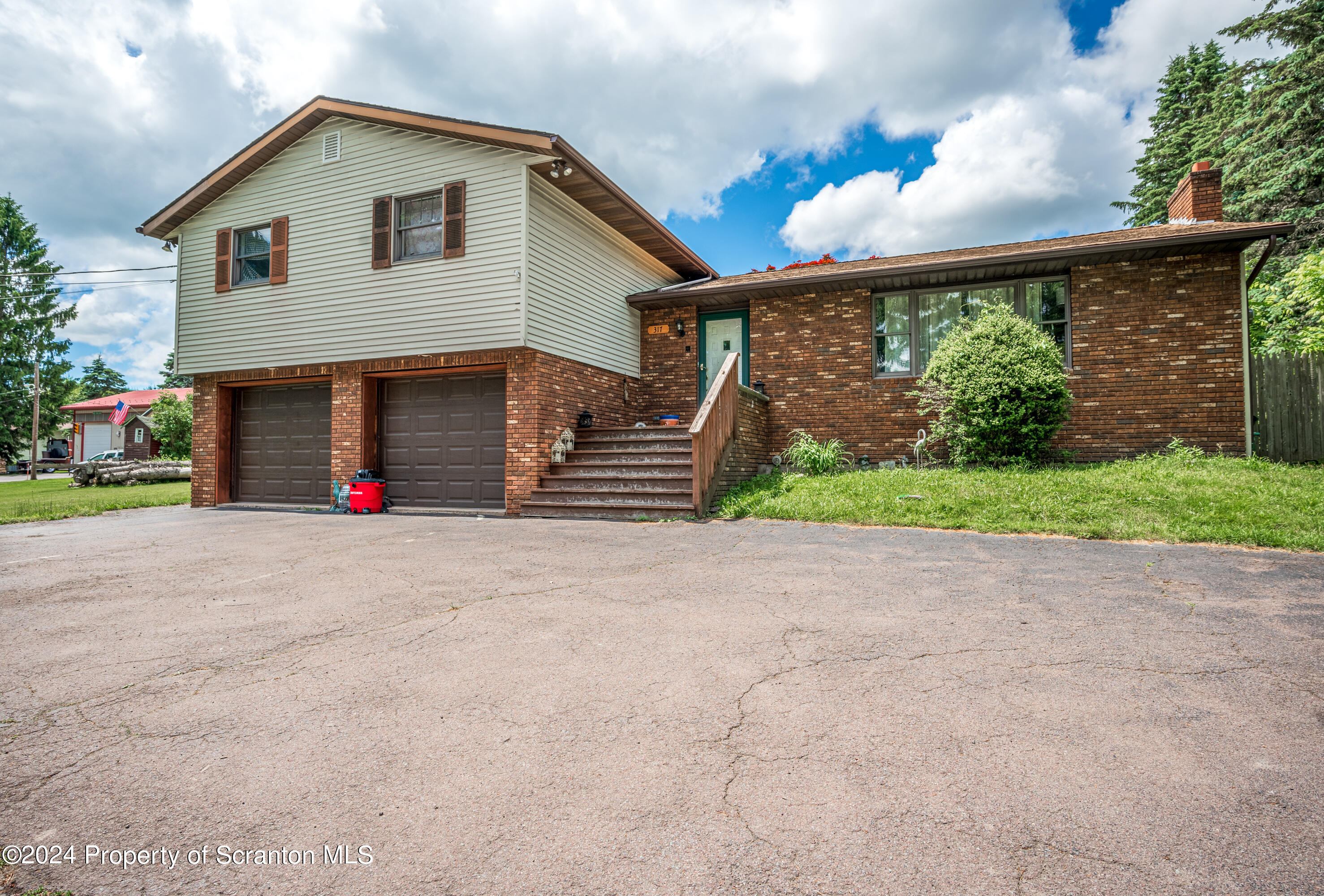 317 Edella Road Clarks Summit, PA 18411 - Photo 2 of 65 Gallery Image 2