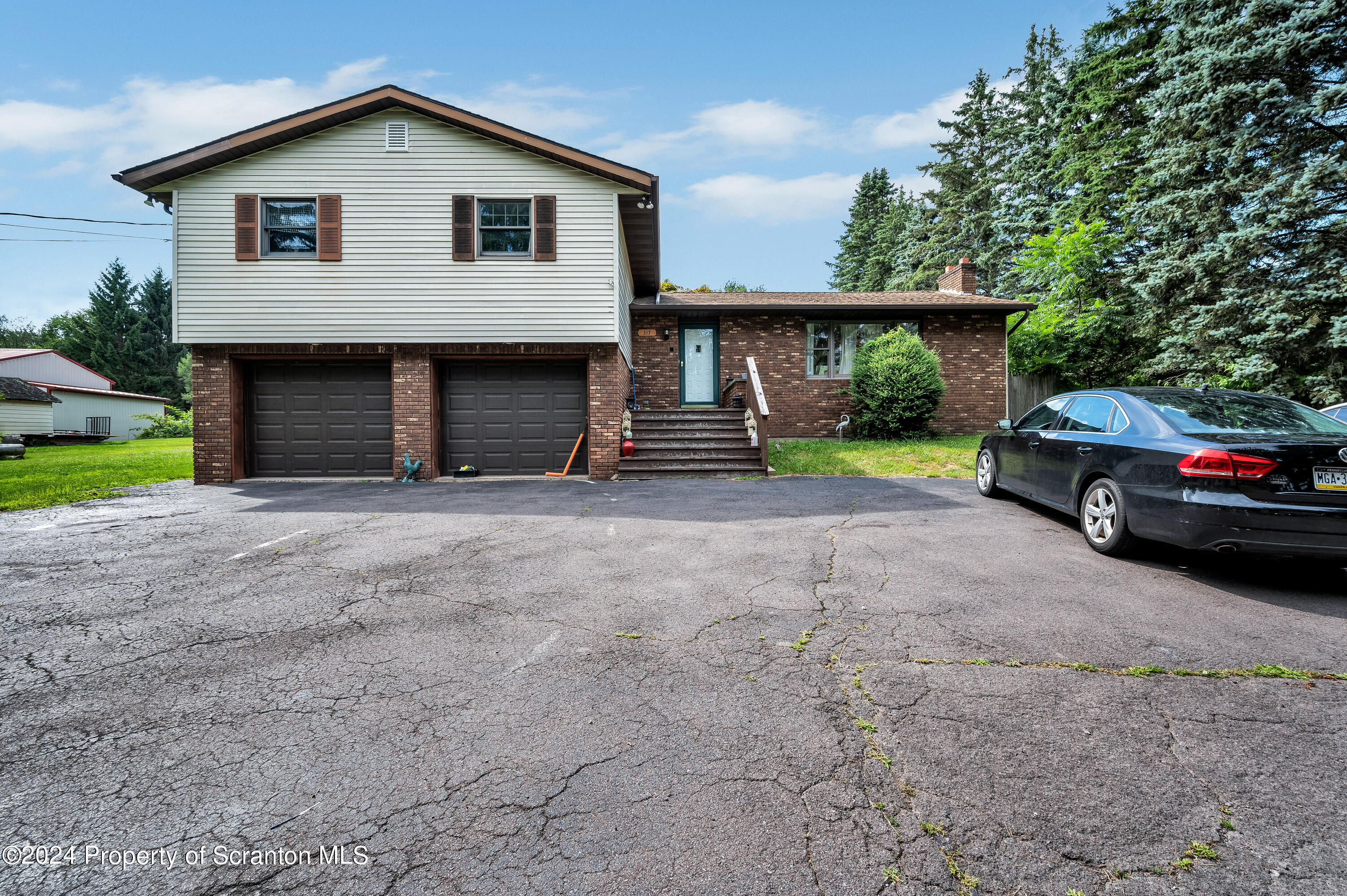 317 Edella Road Clarks Summit, PA 18411 - Photo 5 of 65 Gallery Image 5