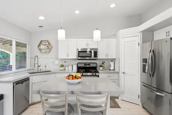 a front view of house with yard