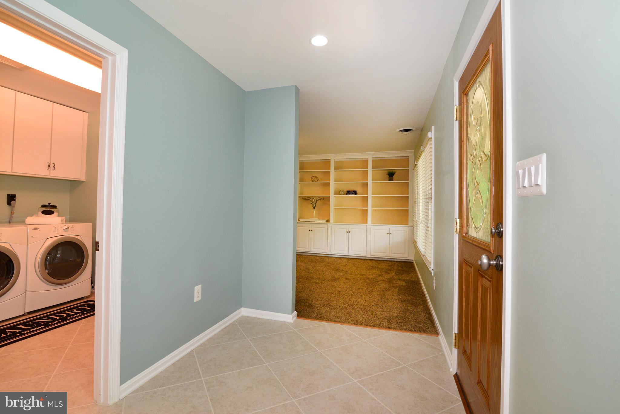 1700 Besley Road Vienna, VA 22182 - Photo 18 of 53 Family Entrance