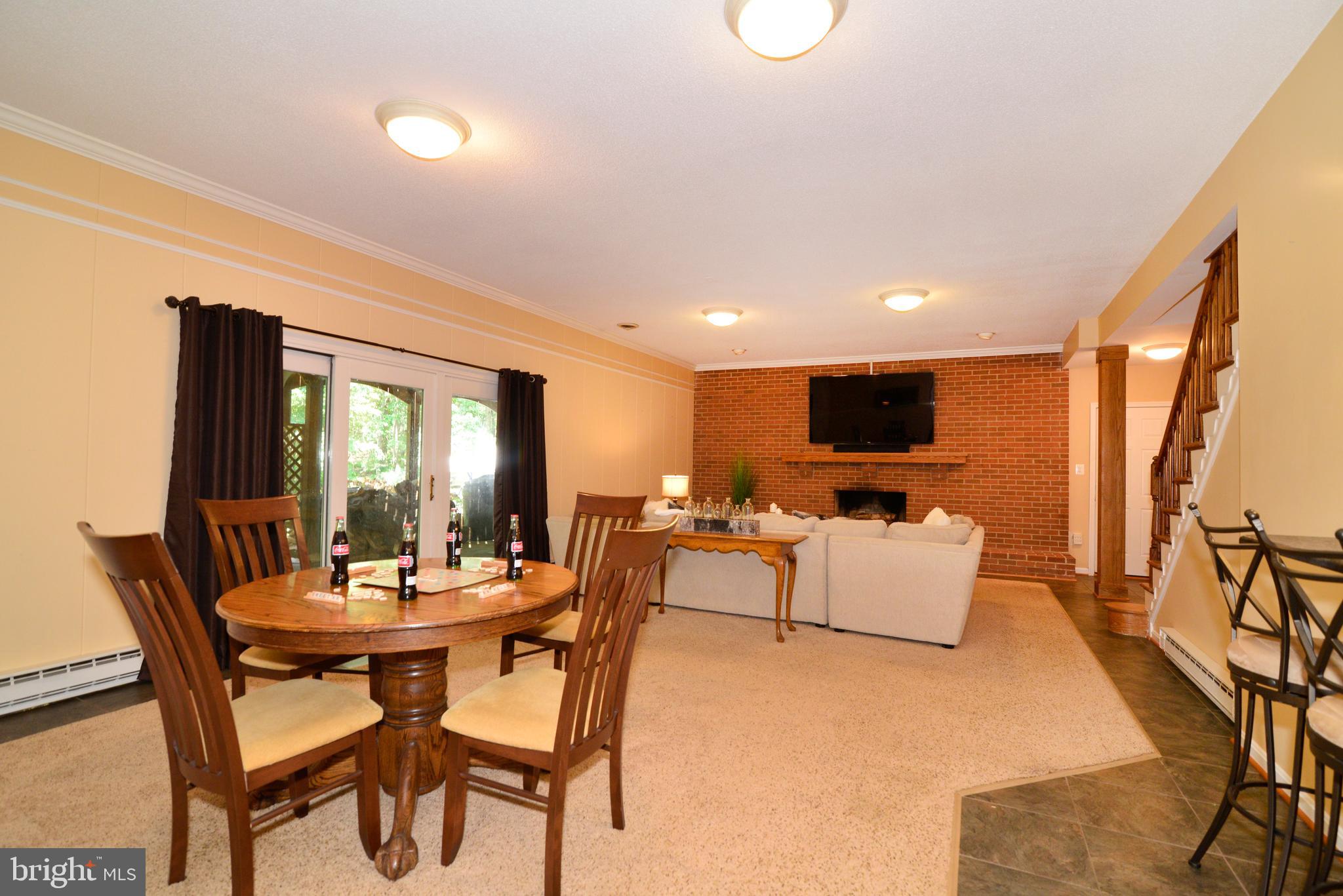 1700 Besley Road Vienna, VA 22182 - Photo 35 of 53 Lower Level view