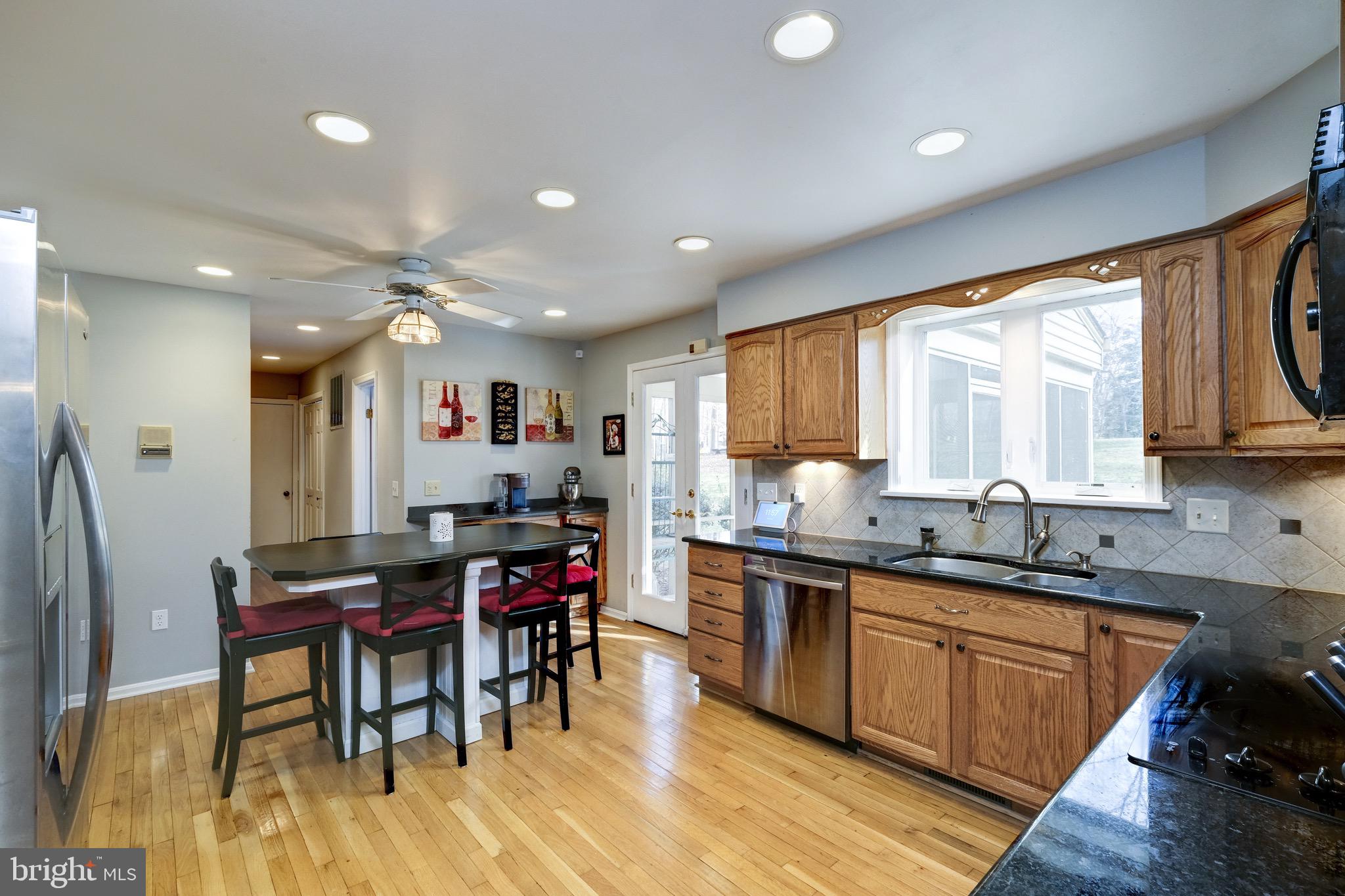 11711 Smithfield Road Manassas, VA 20112 - Photo 5 of 59 Gallery Image 5