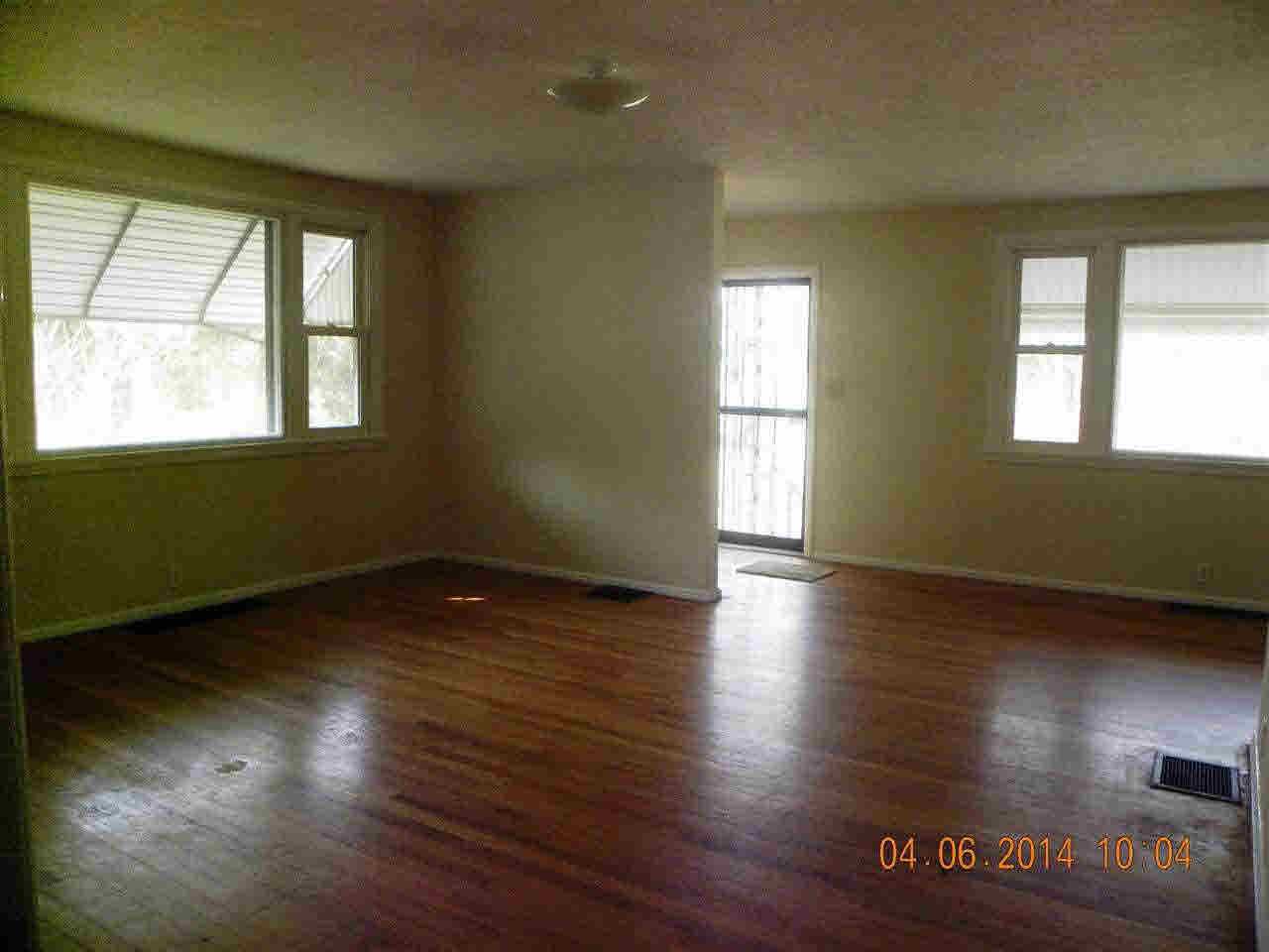 1600 South Nebo Road Yorktown, IN 47396 - Photo 6 of 9 Gallery Image 6