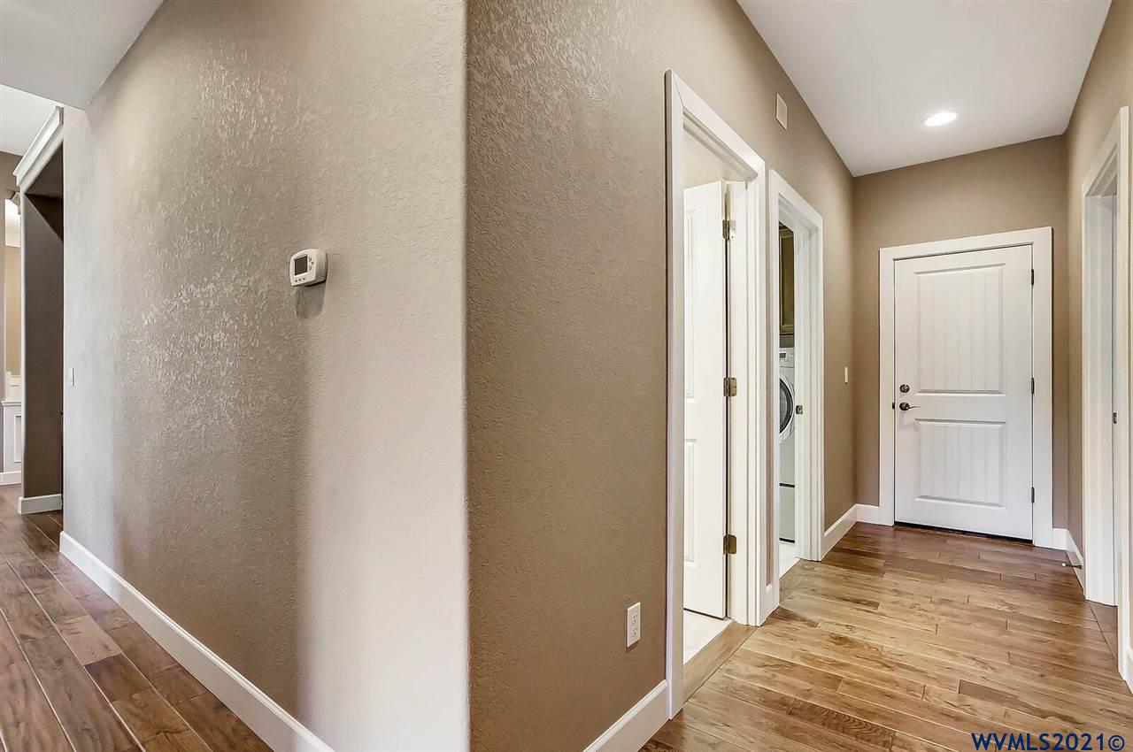 1122 Southwest Forestry Lane Dallas, OR 97338 - Photo 30 of 40 Gallery Image 30