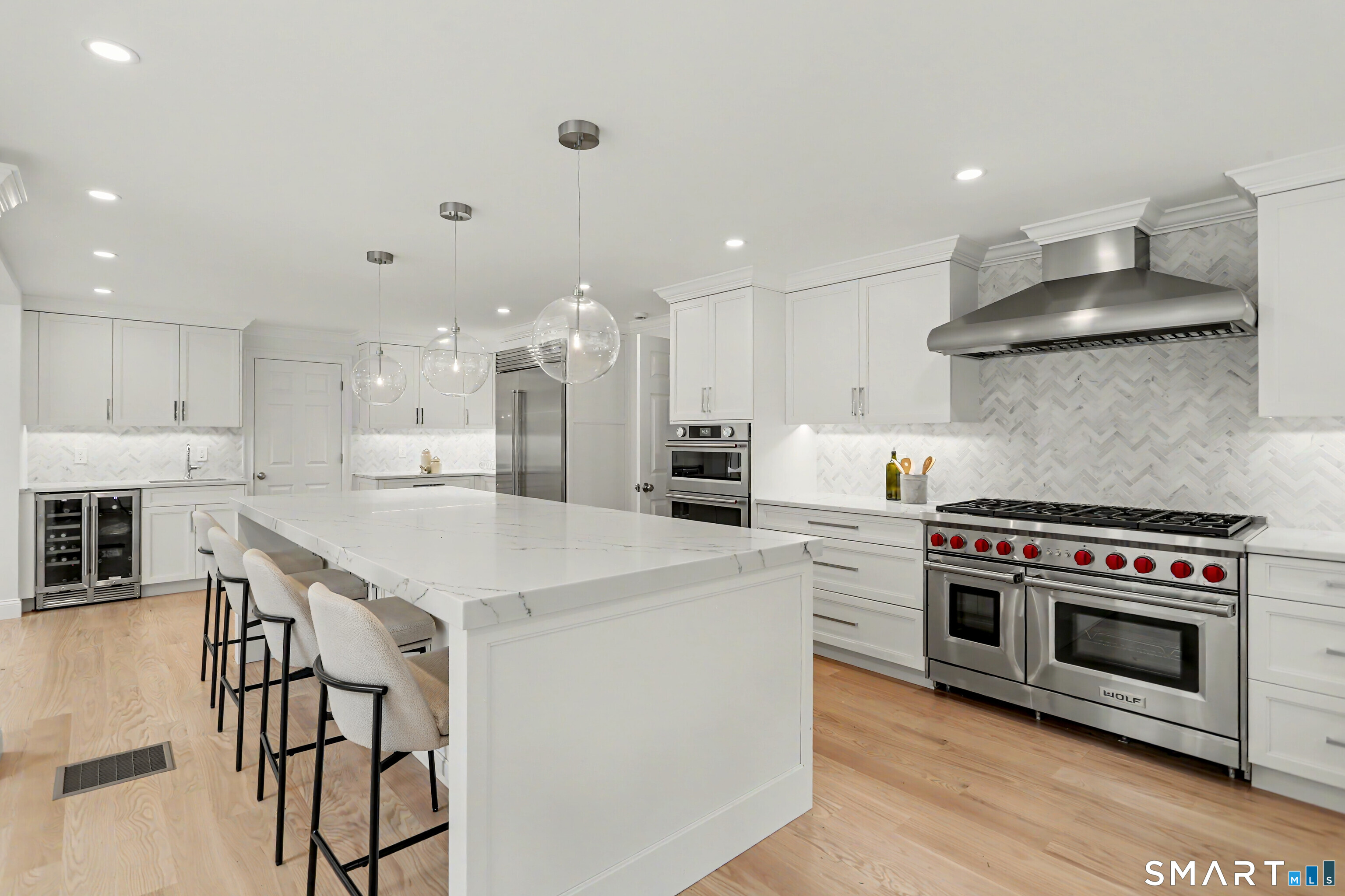 2141 Ponus Ridge Road New Canaan, CT 06840 - Photo 11 of 40 Gallery Image 11
