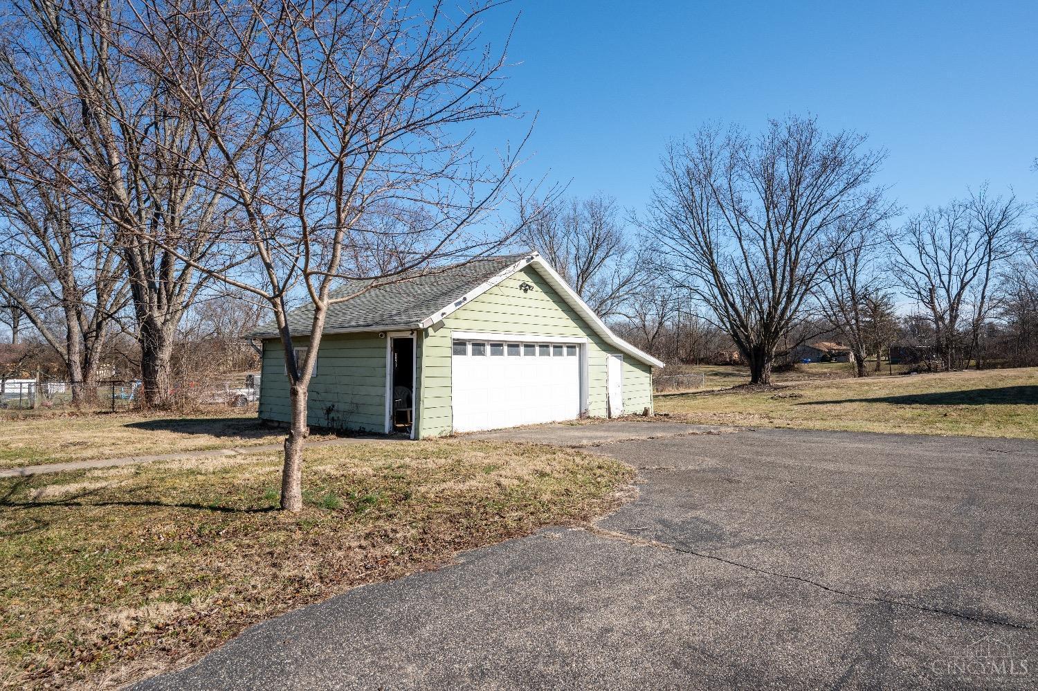 5730 Greenlawn Road Hamilton, OH 45011 - Photo 43 of 48 Gallery Image 43