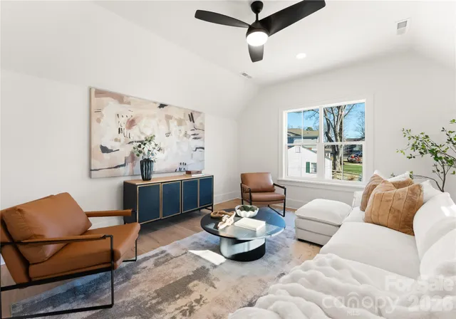 $858,000 | 2005 South Street, Charlotte, NC 28208