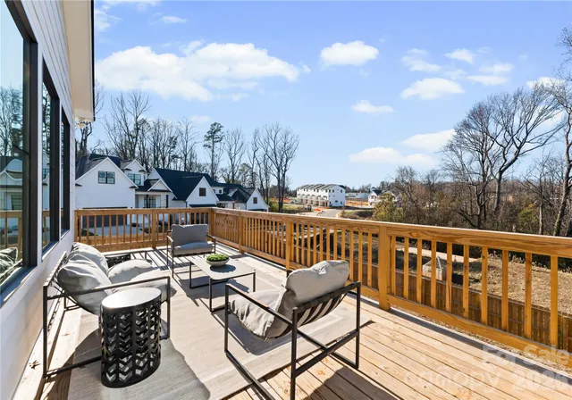 $858,000 | 2005 South Street, Charlotte, NC 28208