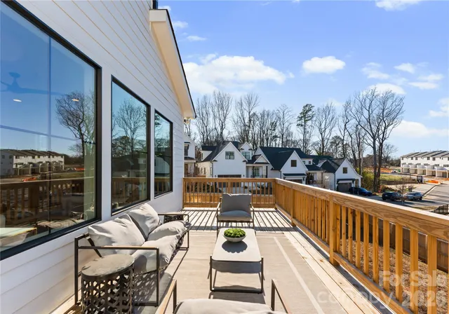 $858,000 | 2005 South Street, Charlotte, NC 28208